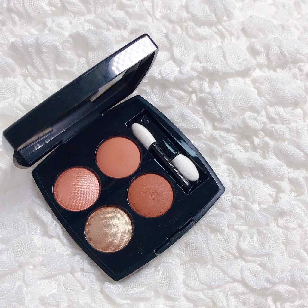 CHANELの新発売！限定アイシャドウ♥️
●シャネル
●レ キャトル オンブル 368ゴールデン メドウ
●2021年1月8日限定発売
●￥7,590（税込）



2021年初投稿( * ´ ᵕ ` )ーー！！

CHANELの新作アイ