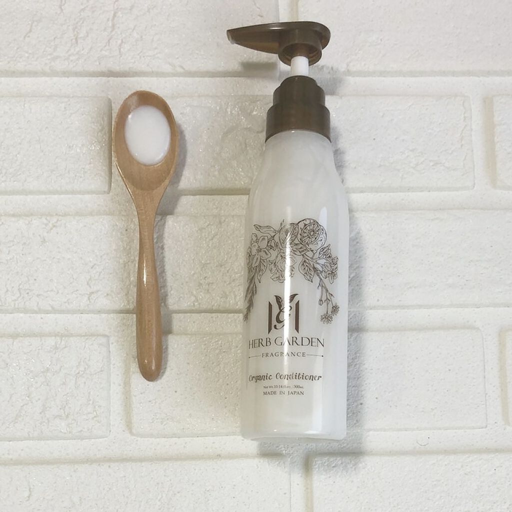 ハーバニエンス シャンプー・コンディショナー(ジャスミン&ベルガモット)/HERBANIENCE/市販シャンプーを使ったクチコミ(3枚目)