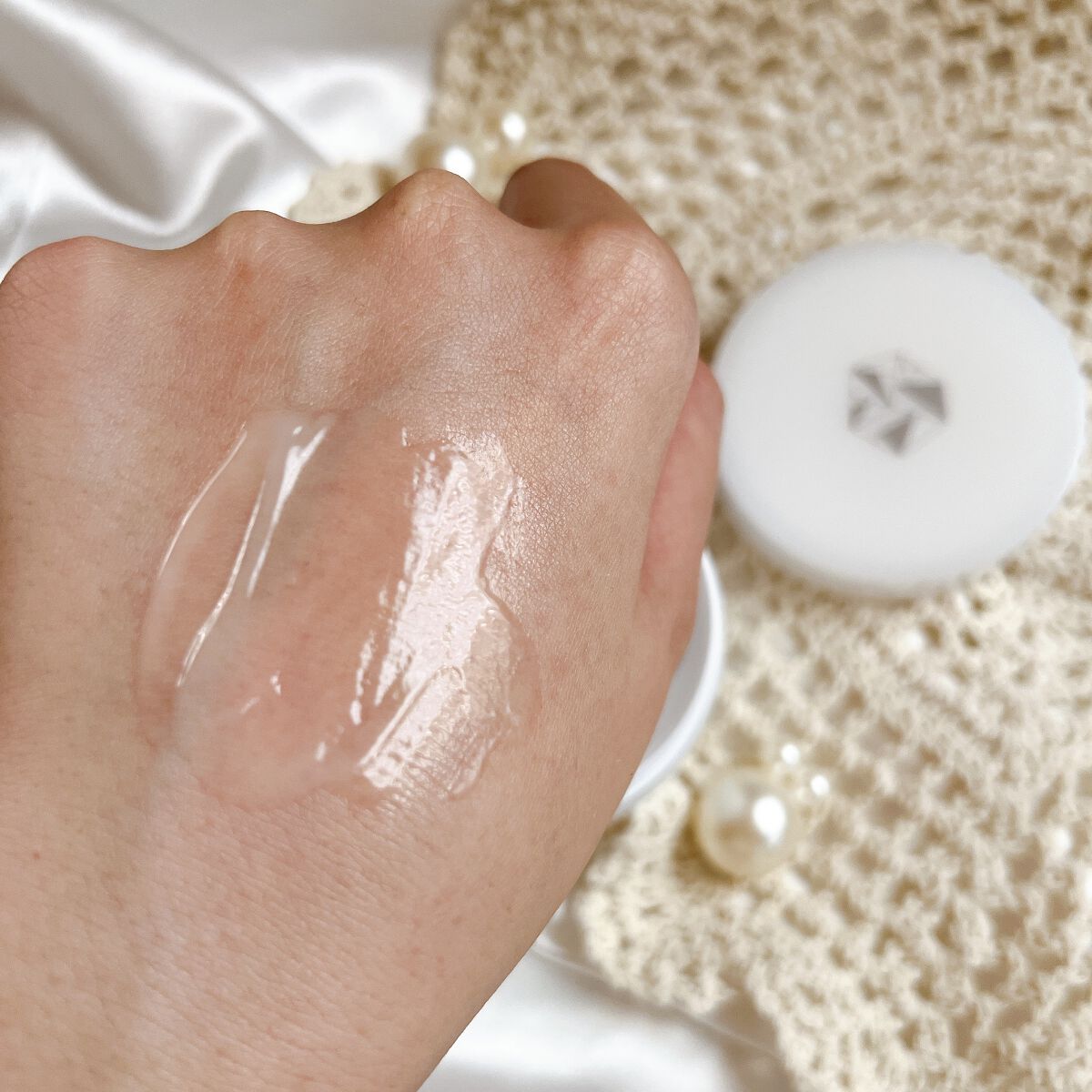 エッセンス ジェル/イオナ スパ＆ミネラル/オールインワン化粧品を使ったクチコミ（3枚目）