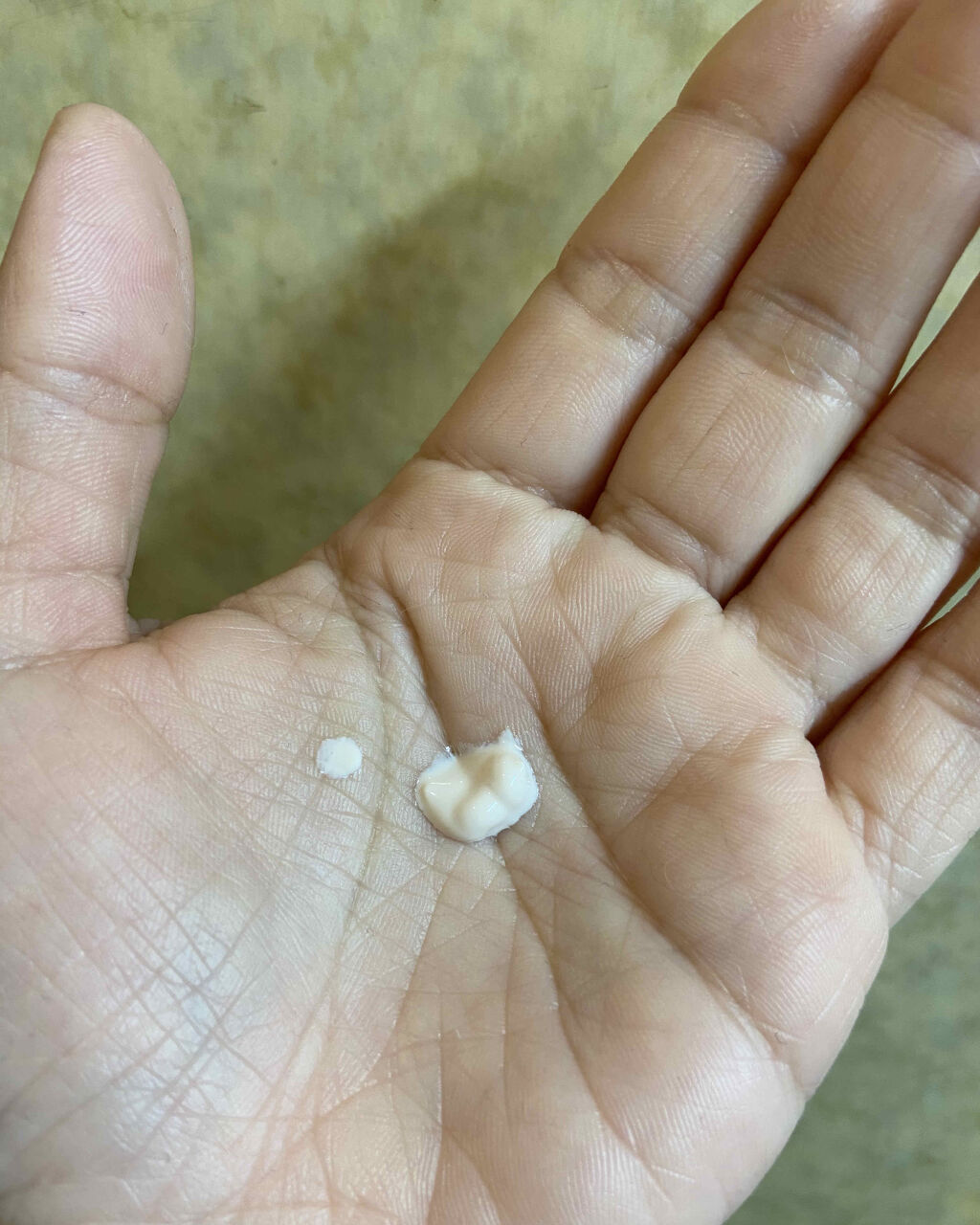 エリクシール エリクシール ルフレ バランシング おしろいミルク Sのクチコミ「【エリクシール ルフレ バランシングおしろいミルクS】
・テクスチャーはやや硬め
・ほんのりピ.....」（3枚目）