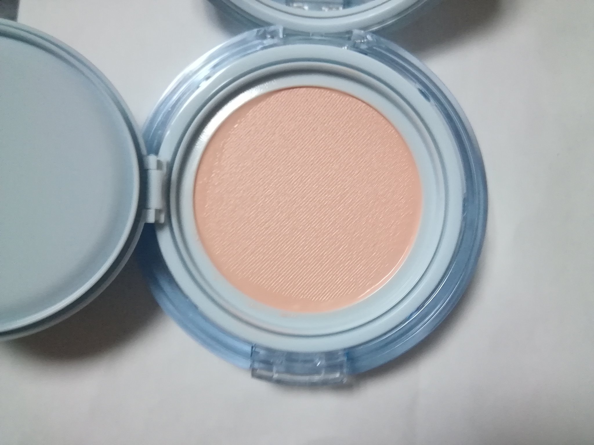 ベアウォータークッション/rom&nd/クッションファンデーションを使ったクチコミ（2枚目）