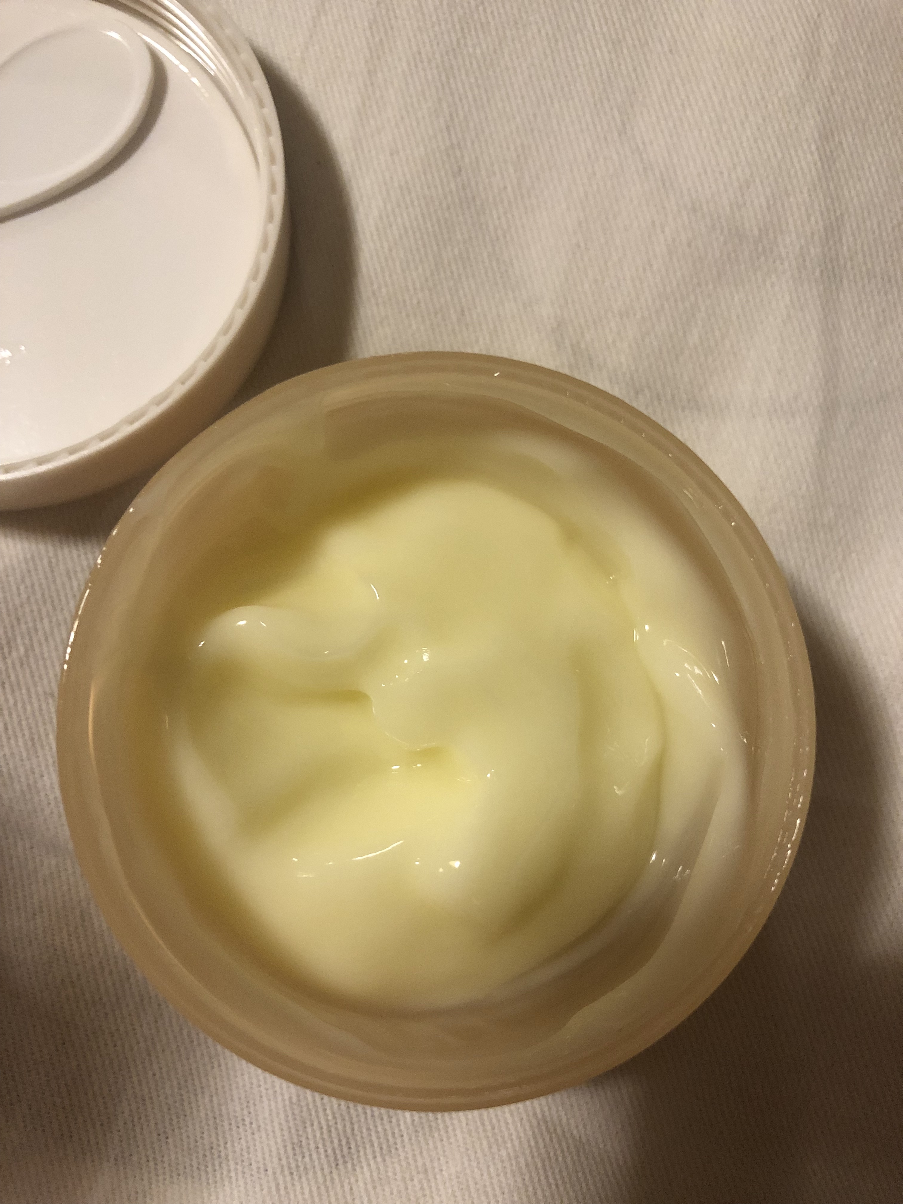 グロービタグットナイトクリーム/AROMATICA/フェイスクリームを使ったクチコミ（3枚目）