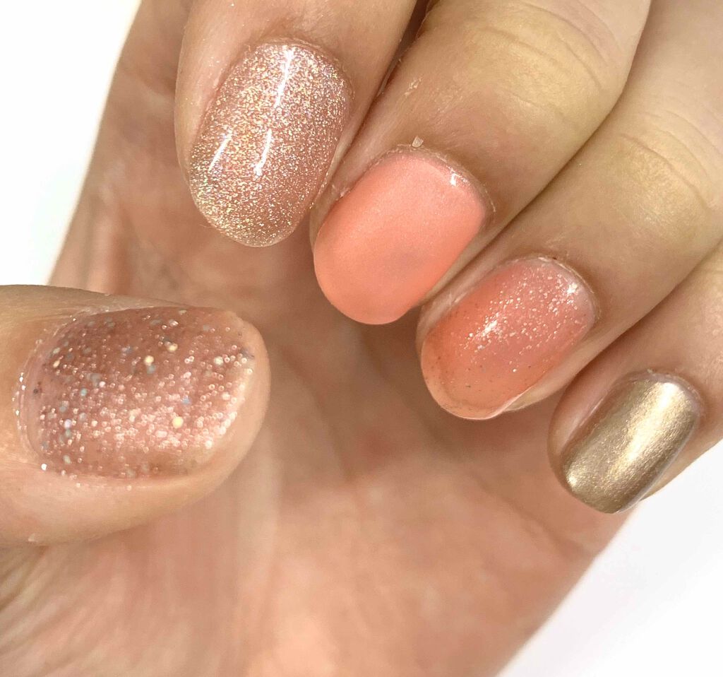 カラフルネイルズ/キャンメイク/マニキュアを使ったクチコミ（2枚目）