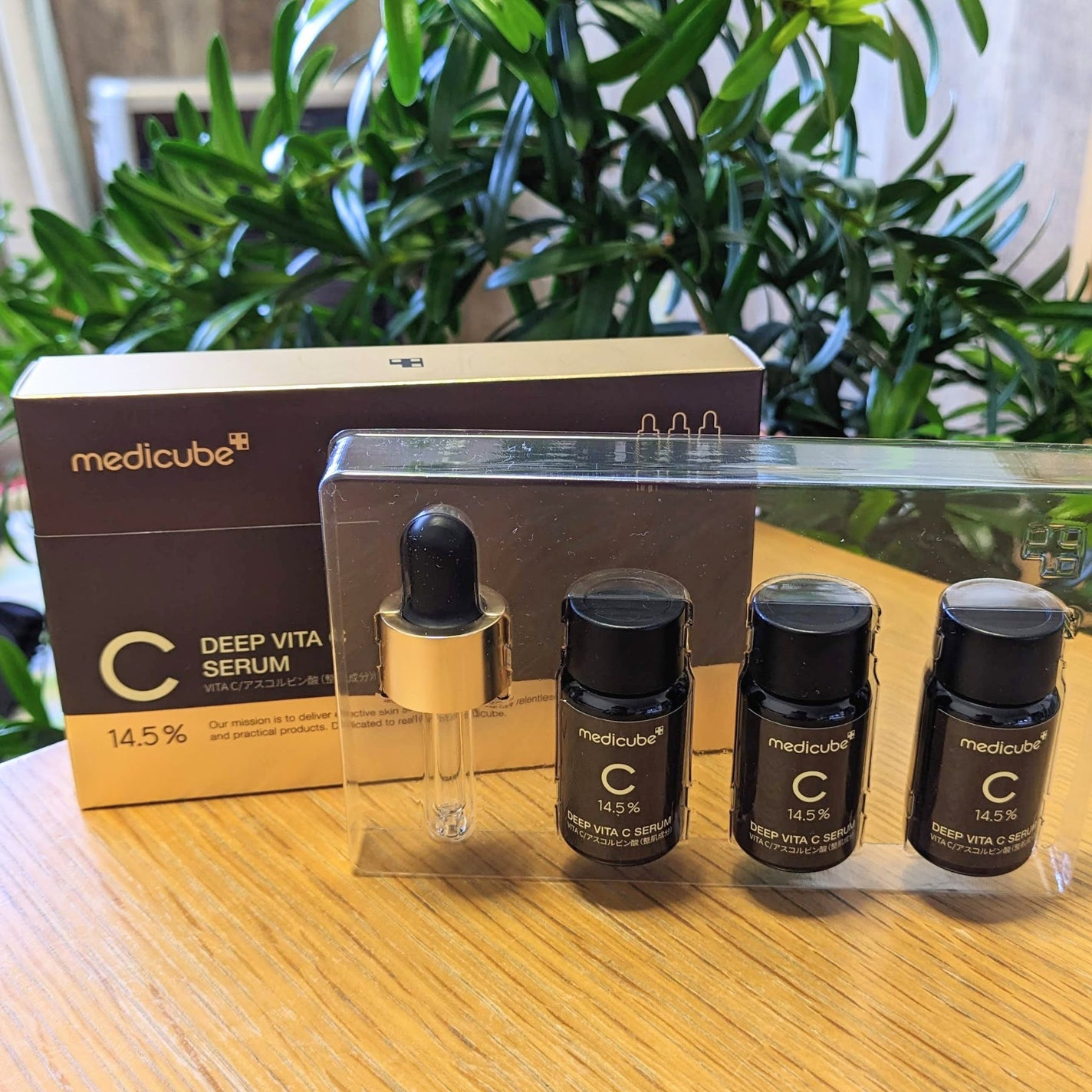 ディープビタCアンプル2.0/MEDICUBE/美容液を使ったクチコミ(4枚目)