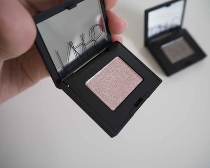 ハードワイヤードアイシャドー/NARS/単色アイシャドウを使ったクチコミ(4枚目)