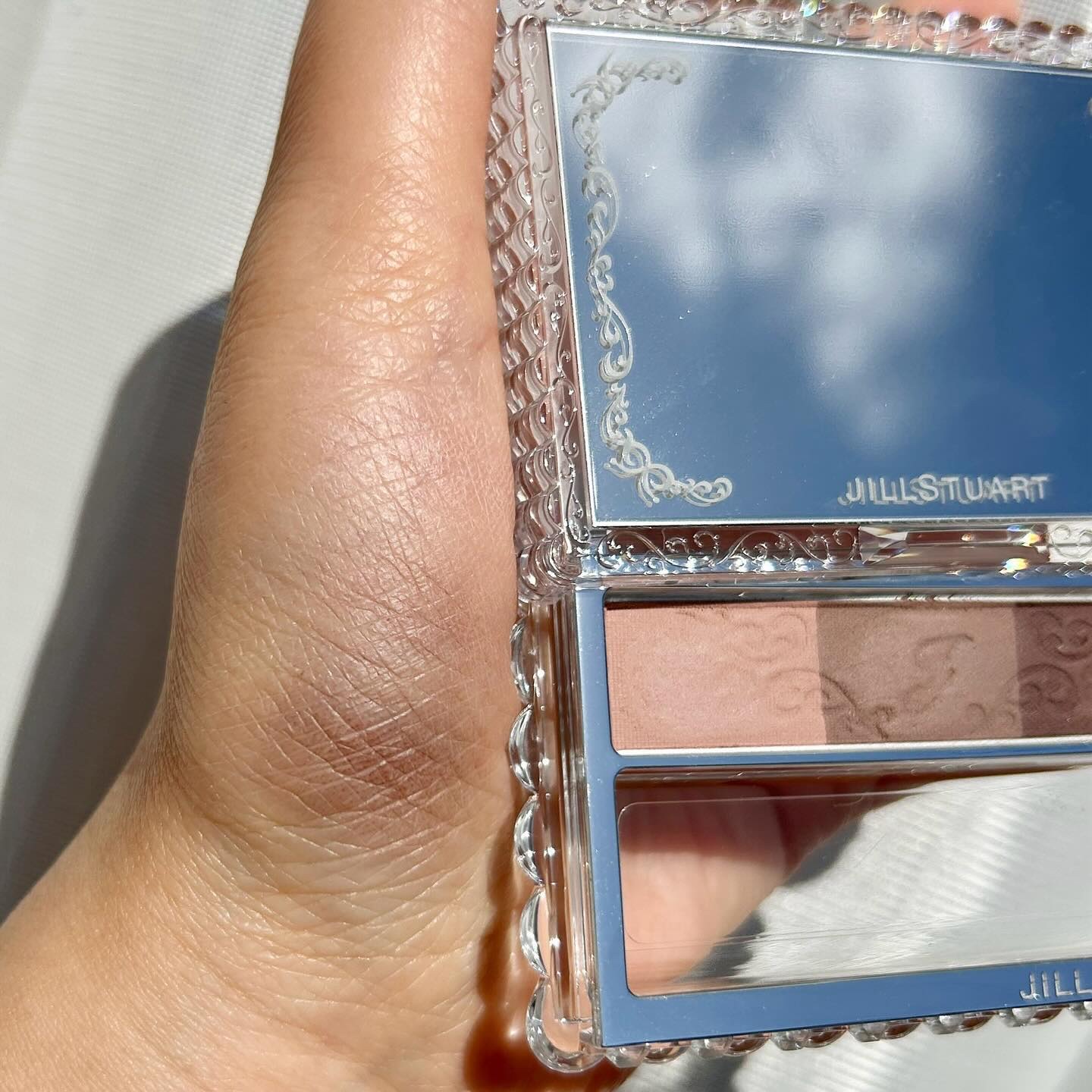 ジルスチュアート ブルームニュアンスブロウパレット 02 greige bloom/JILL STUART/パウダーアイブロウを使ったクチコミ（3枚目）