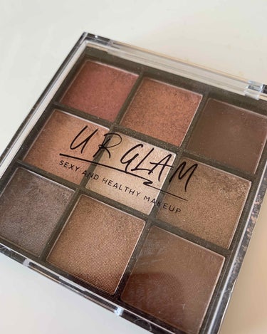 UR GLAM　BLOOMING EYE COLOR PALETTE/U R GLAM/パウダーアイシャドウを使ったクチコミ（1枚目）