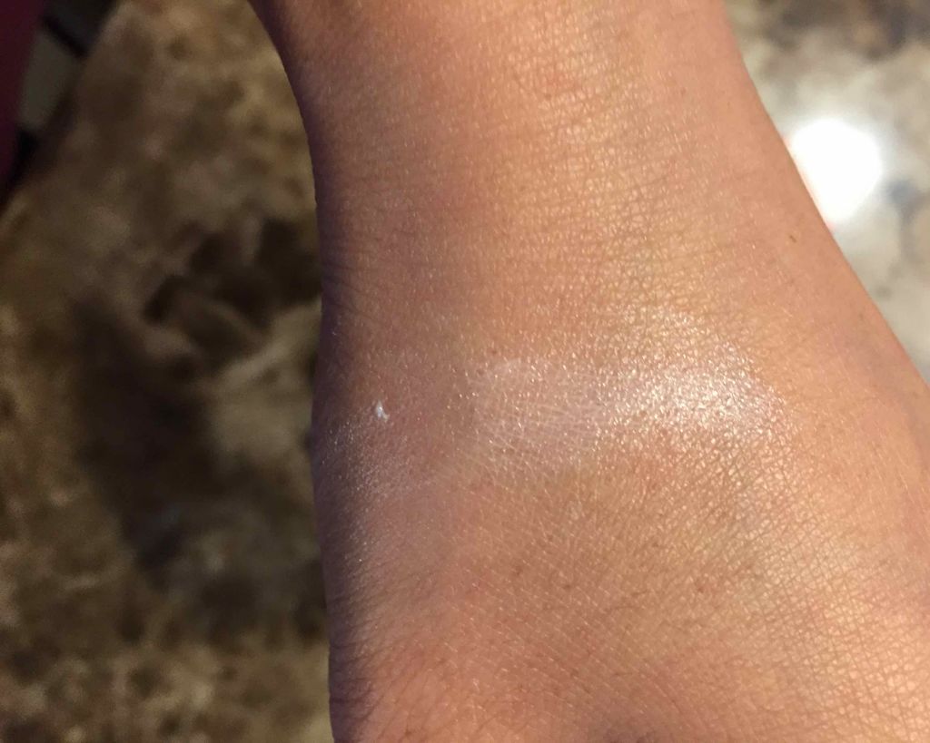 SHISEIDO エッセンシャルイネルジャ アイディファイナーのクチコミ「10／1発売のアイクリームを購入しました。

アイシャドウ買いに行くつもりが、BAさんのつけて.....」（3枚目）