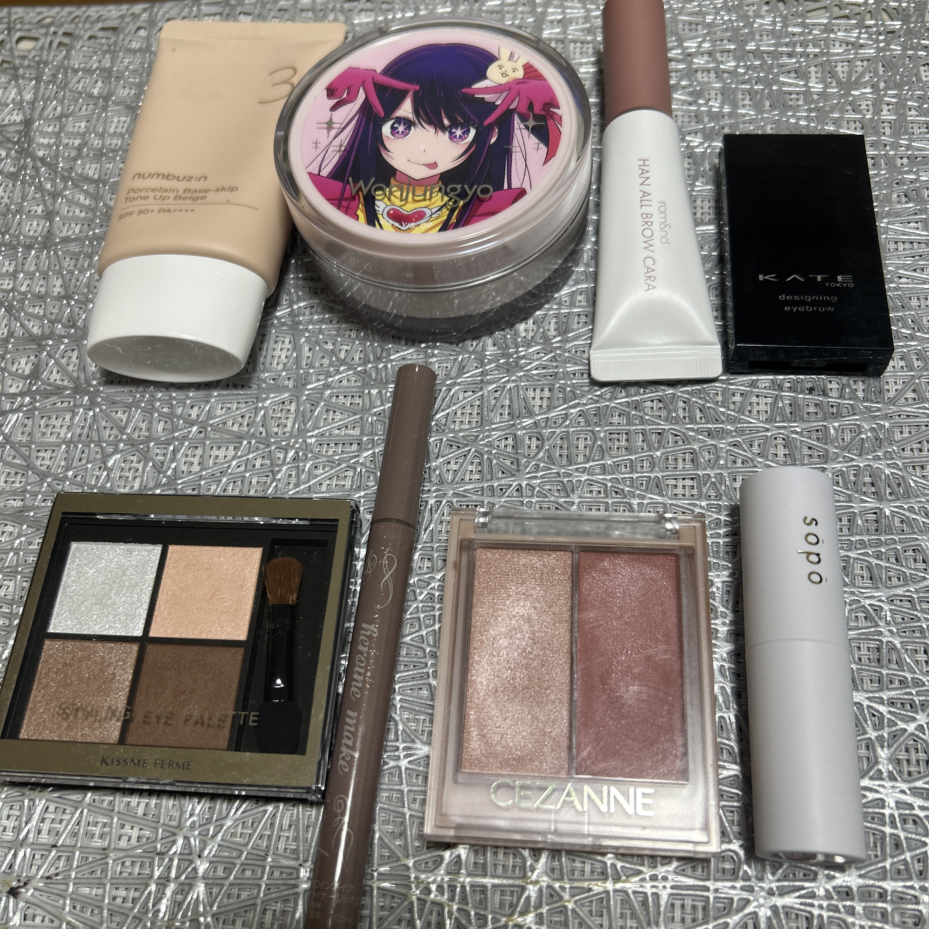 キスミー　フェルム　スタイリングアイパレット/キスミー フェルム/アイシャドウパレットを使ったクチコミ（1枚目）