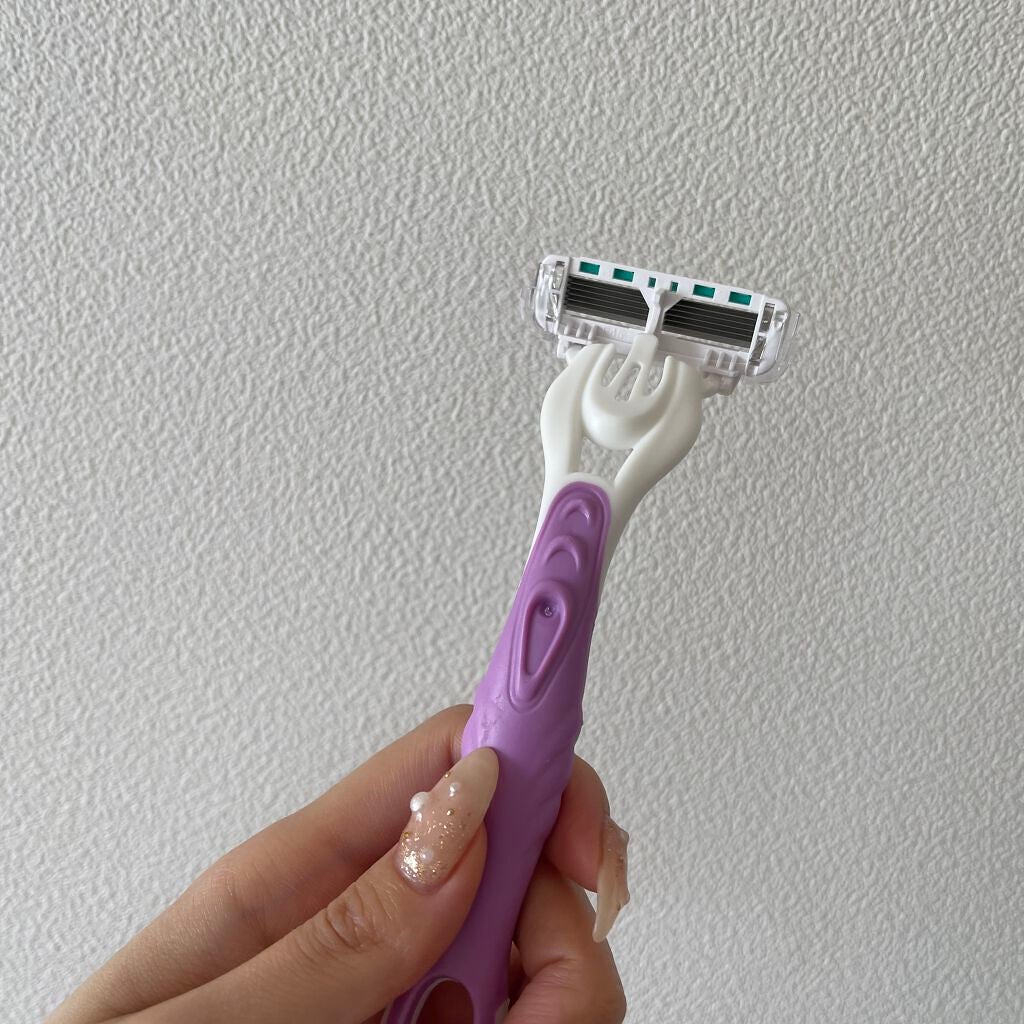 ボディ用カミソリ(6枚刃)/DAISO/シェーバーを使ったクチコミ(4枚目)