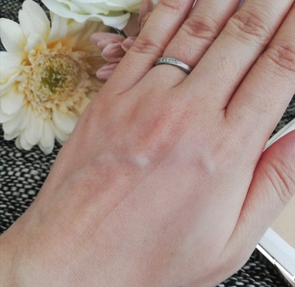 シルキー フィット/COVERMARK/パウダーファンデーションを使ったクチコミ(4枚目)