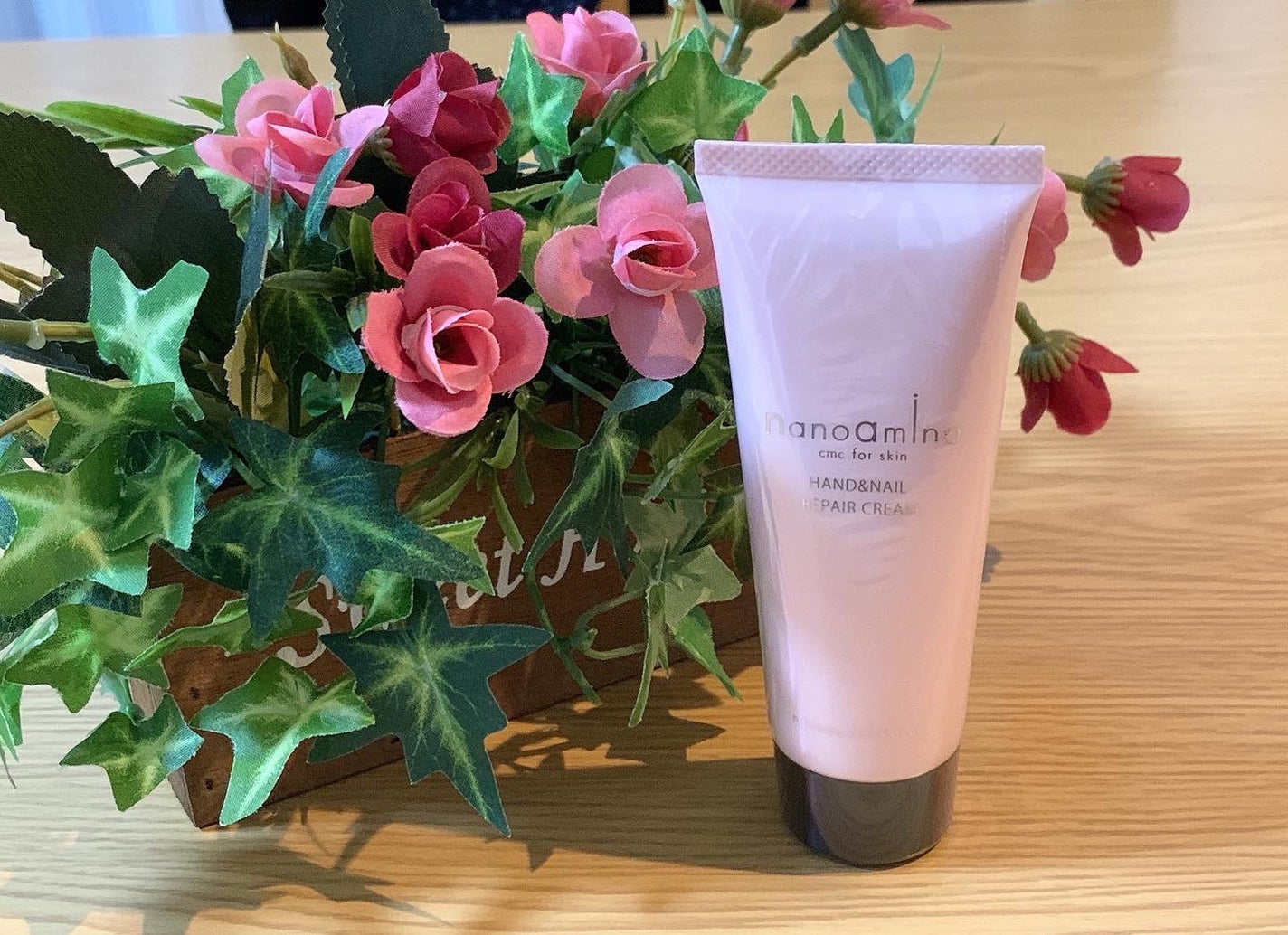 ハンド&ネイル リペア クリーム モイストローズ(ホワイトローズの香り)/ナノアミノ/ネイルオイル・トリートメントを使ったクチコミ(1枚目)