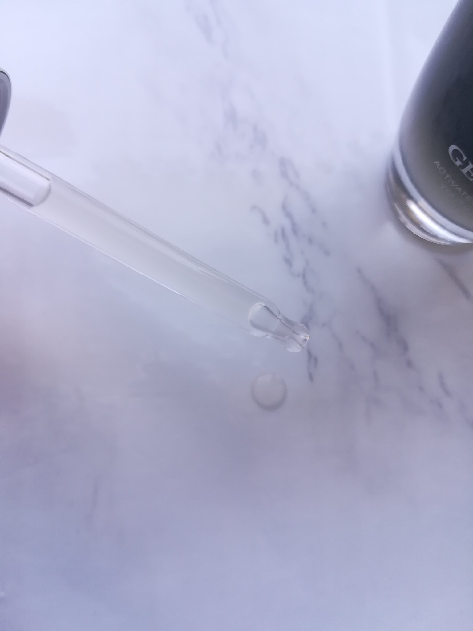 ジェニフィック アドバンスト N/LANCOME/美容液を使ったクチコミ（2枚目）