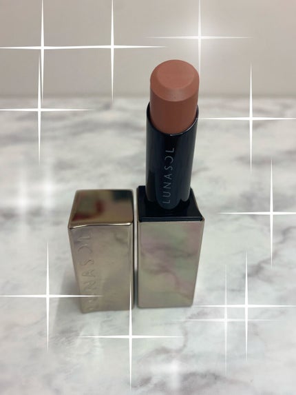 プランプメロウリップス サテン/LUNASOL/口紅を使ったクチコミ(1枚目)