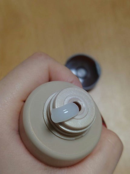 アルガンオイル シルクプラス ウォーターフル カール アップヘアーエッセンス/SKINFOOD/ヘアジェルを使ったクチコミ(4枚目)