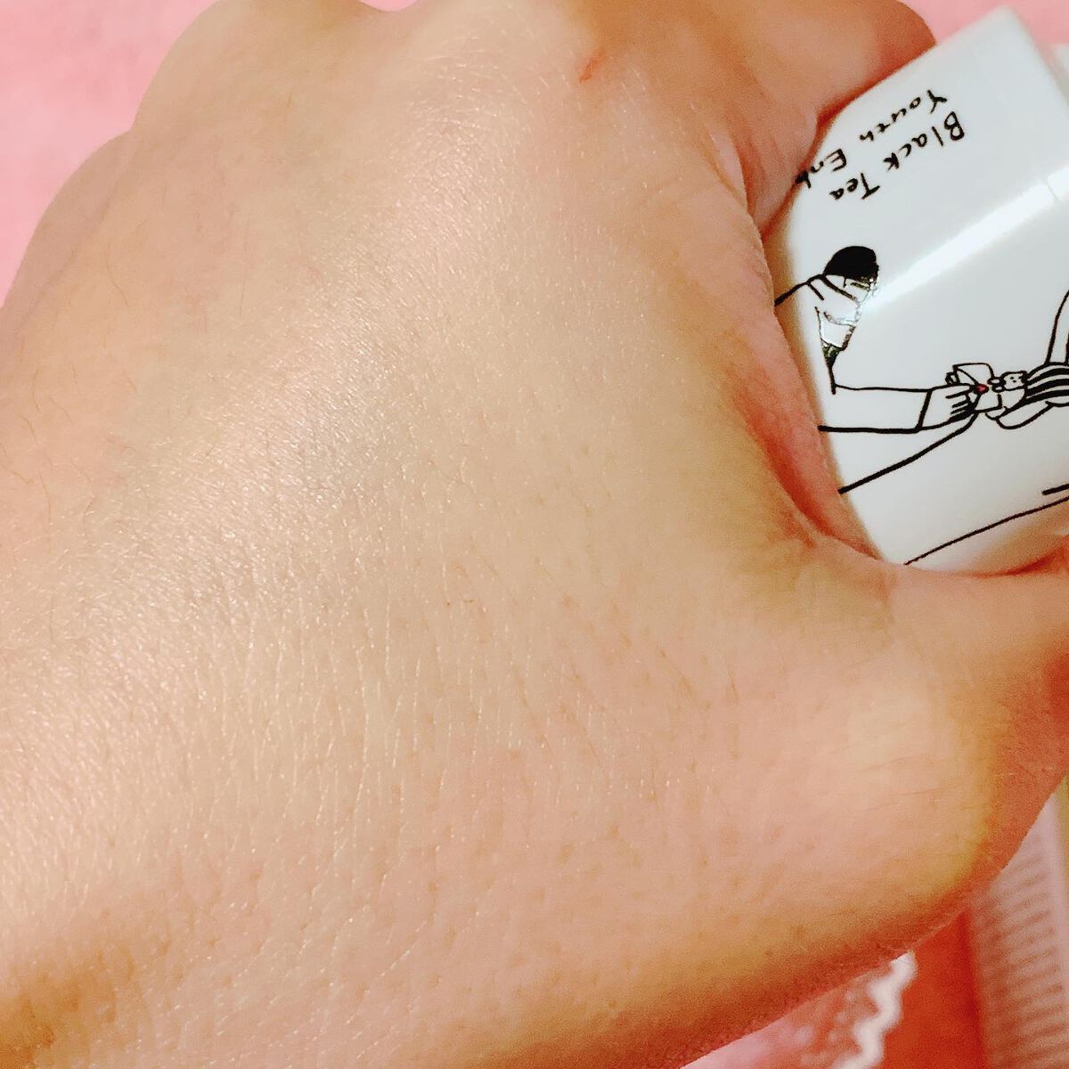 恵梨 on LIPS 「#Innisfree#イニスフリー#ブラックティーユースセラム..」(5枚目)