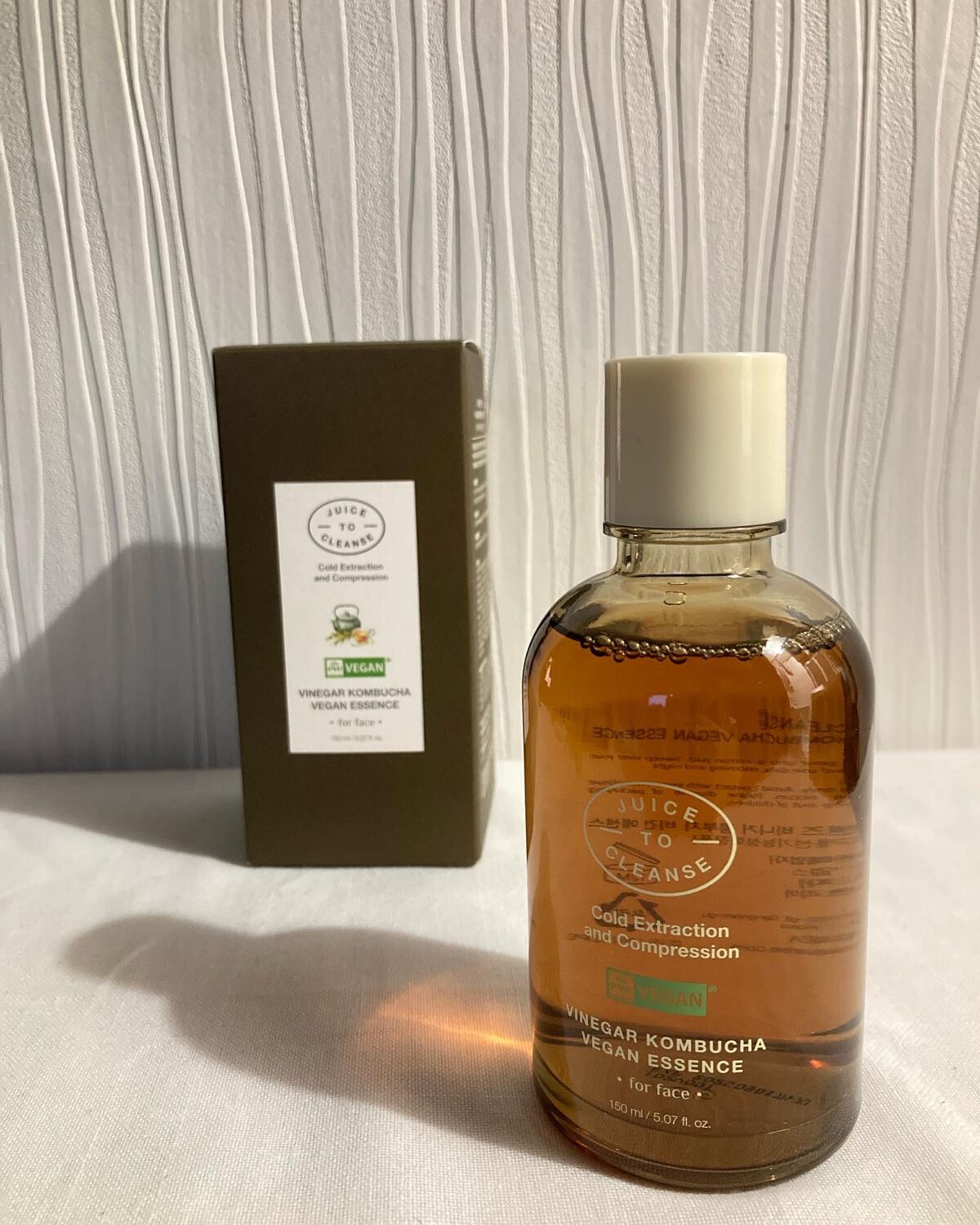 ビネガー コンブチャヴィーガン エッセンス/JUICE TO CLEANSE/美容液を使ったクチコミ(2枚目)