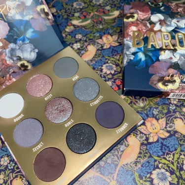 ColourPop バロック アイシャドウ パレットのクチコミ「⭐️ColourPop
バロック

カラポで特にお気に入りなバロックーー！
久しぶりに使った。.....」（1枚目）