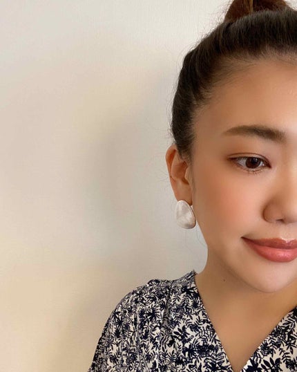 ソーラーティンティドフローパウダー/THREE/プレストパウダーを使ったクチコミ(3枚目)