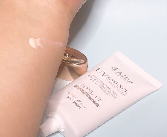 ウォータフルトーンアップサンクリーム/ダルバ/日焼け止めクリームを使ったクチコミ(1枚目)