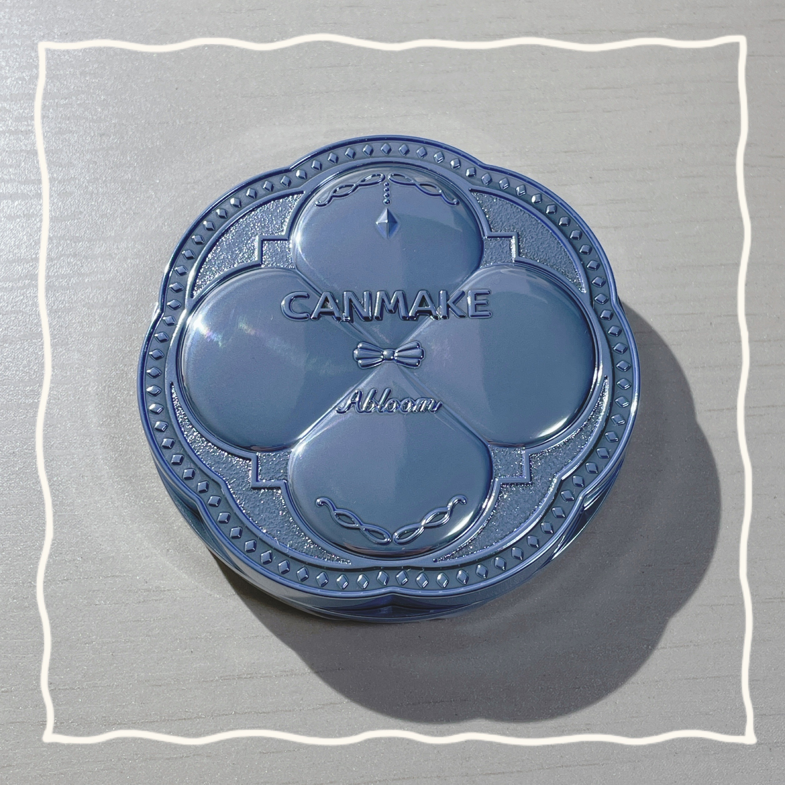 イルミネイティングフィニッシュパウダー　～Abloom～/キャンメイク/プレストパウダーを使ったクチコミ（1枚目）