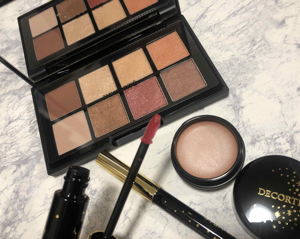 DECORTÉ クリスマスコフレ 2023年クリスマスコフレ】コスメデコルテ：メイクセットやアドベント