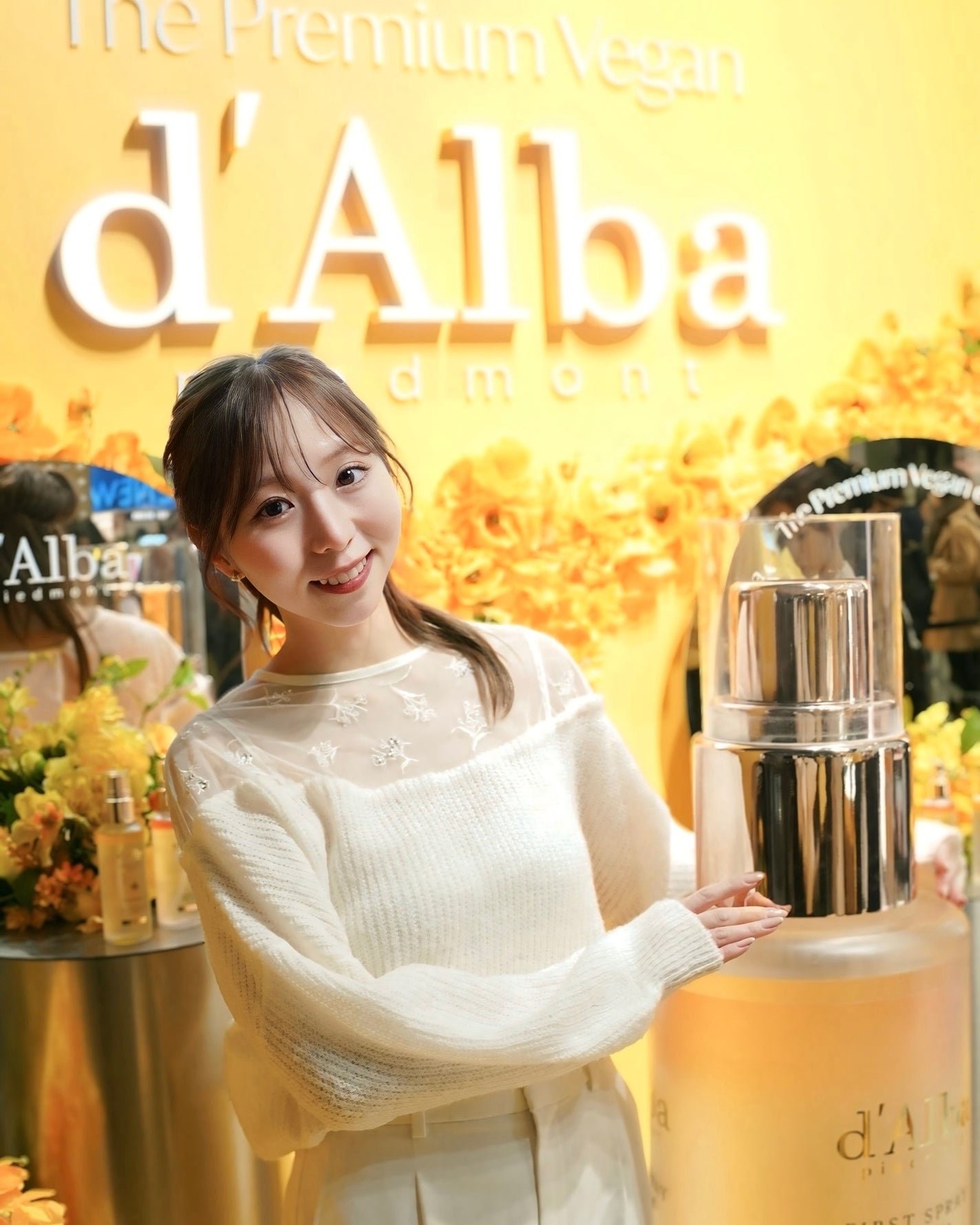 MIREKA on LIPS 「POPUPレポ✍️.原宿の@cosmeTOKYO(@at_co..」(1枚目)