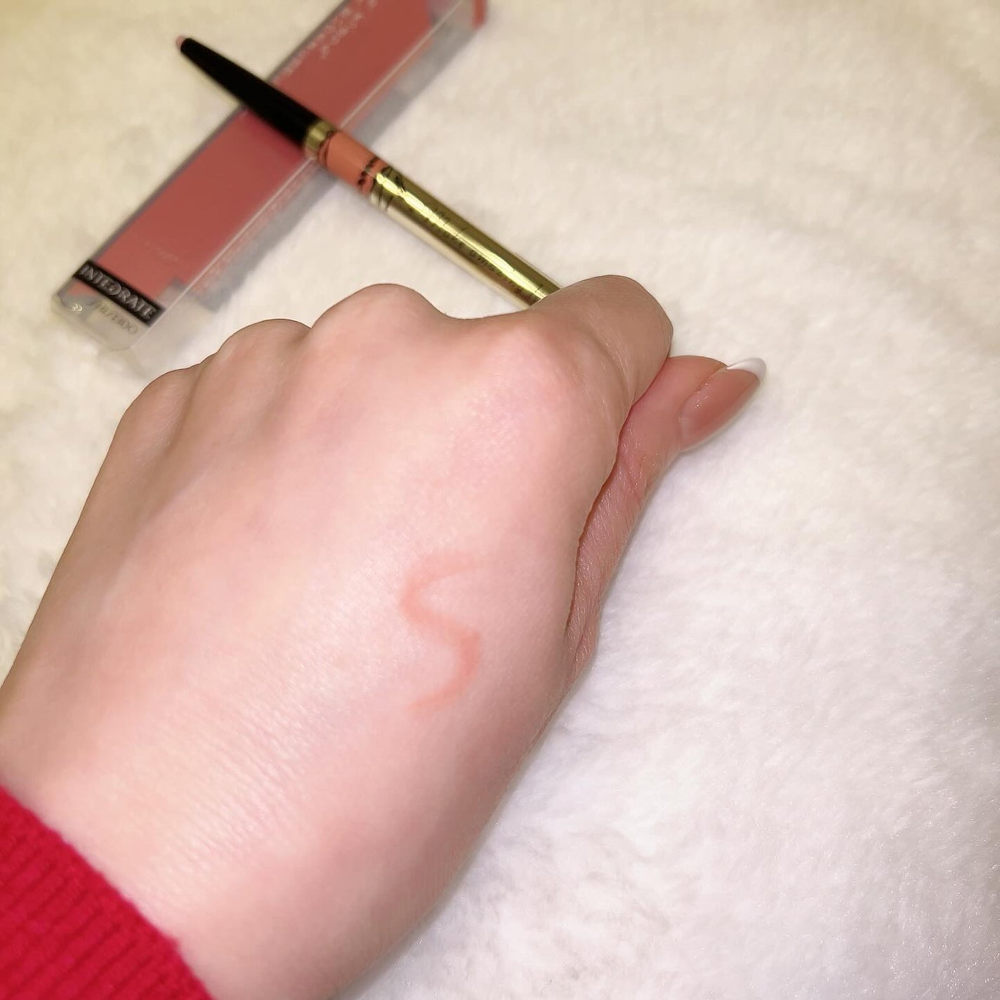 まいこ୨୧ *⑅❤︎·̩͙フォロバ100%♪̊̈♪̆̈ on LIPS 「🪞🪄︎︎リップライナーみなさん使ってますか??私全く使ってなく..」(3枚目)