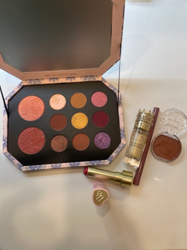 MOTHERSHIP PALETTES/PAT McGRATH LABS/パウダーアイシャドウを使ったクチコミ（3枚目）