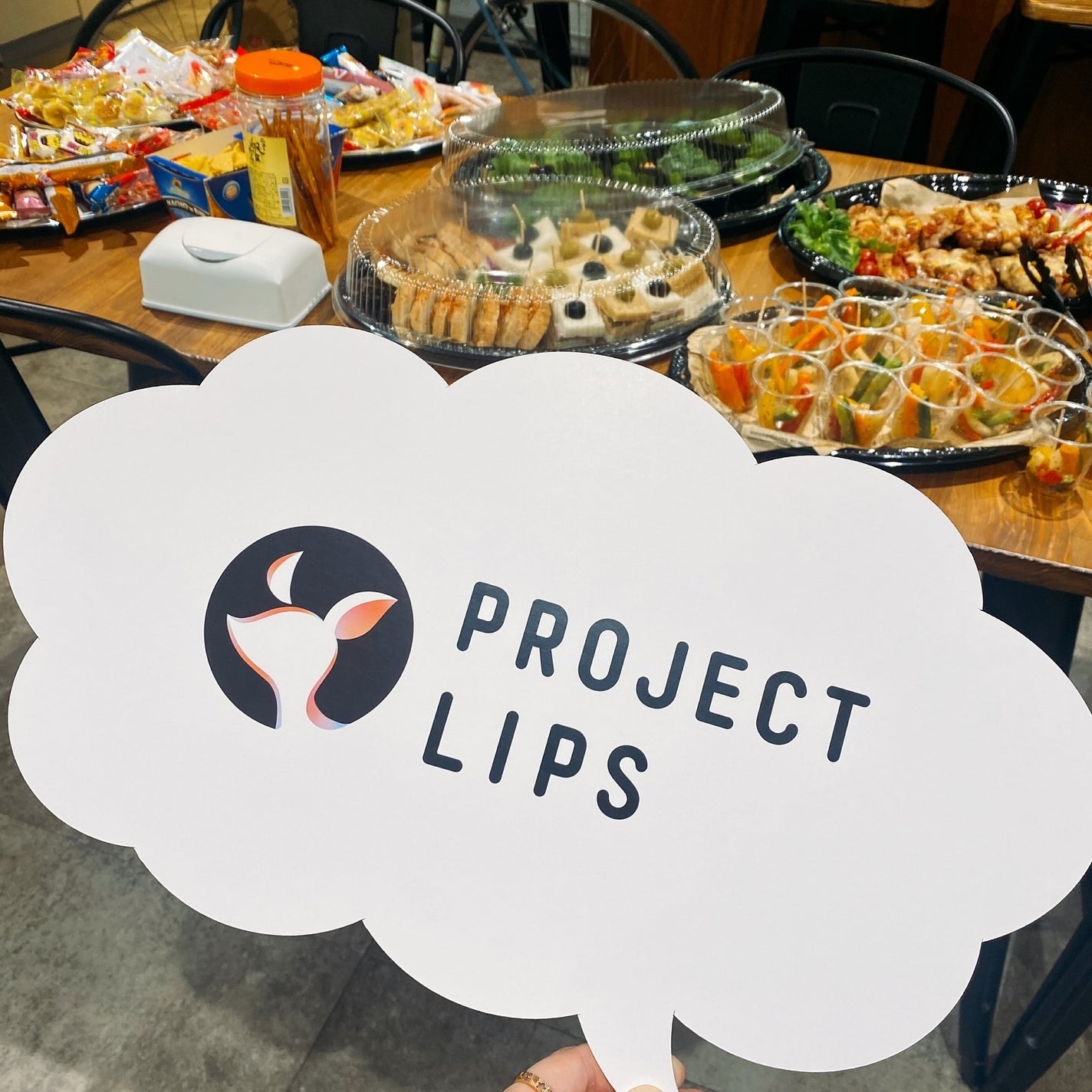 うさこ on LIPS 「LIPSオフィスに集合❣️/2024年6月7日(金)にPROJ..」(3枚目)