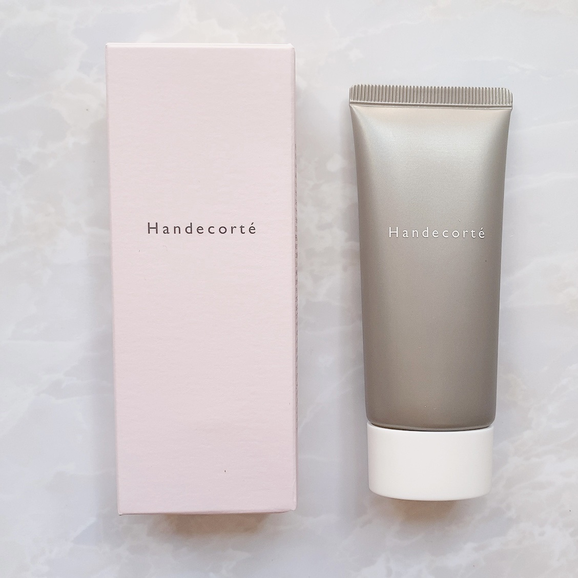 ハンデコルテ/キユートピア/ネック・デコルテケアを使ったクチコミ（2枚目）