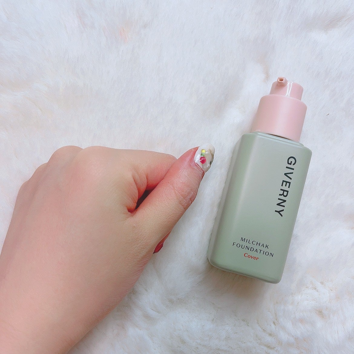 ジヴェルニー 密着カバーファンデーション/GIVERNY/リキッドファンデーションを使ったクチコミ(3枚目)
