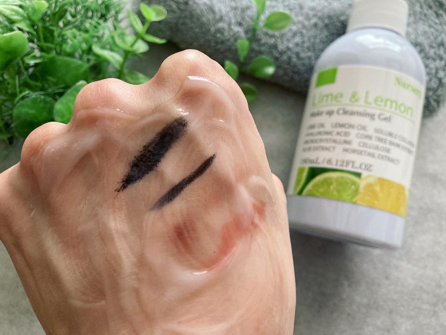 Wクレンジングジェルライム&レモン/Nursery(ナーセリー)/クレンジングジェルを使ったクチコミ(4枚目)