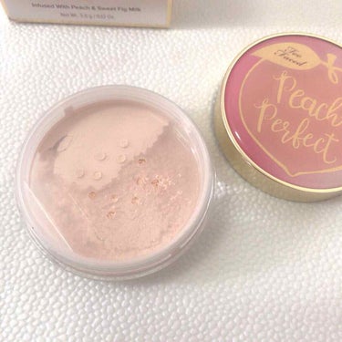 ピーチパーフェクト マット ルース セッティング パウダー/Too Faced/ルースパウダーを使ったクチコミ（2枚目）