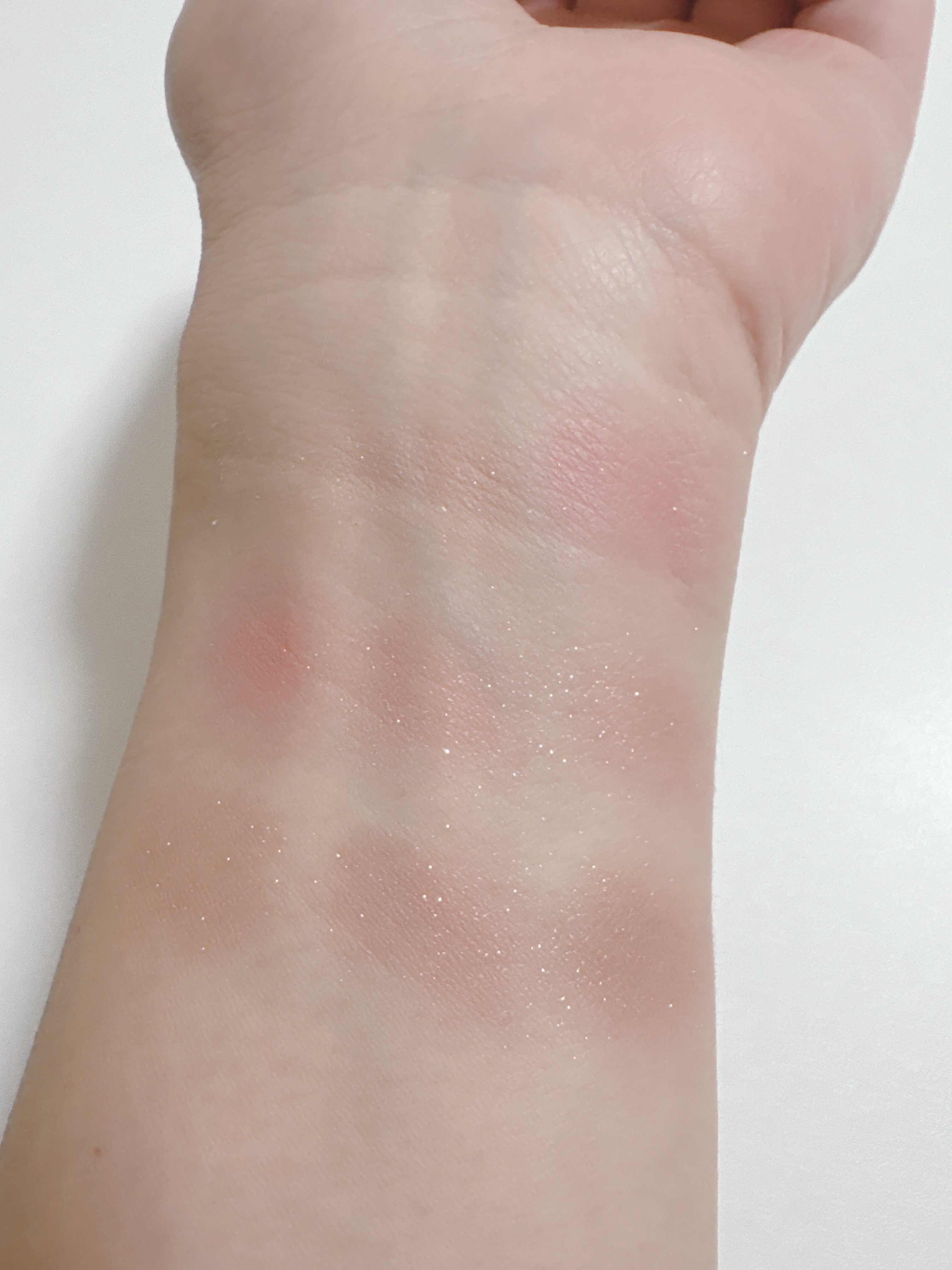 ムードオンアイシャドウ/Lilytone/アイシャドウパレットを使ったクチコミ（2枚目）