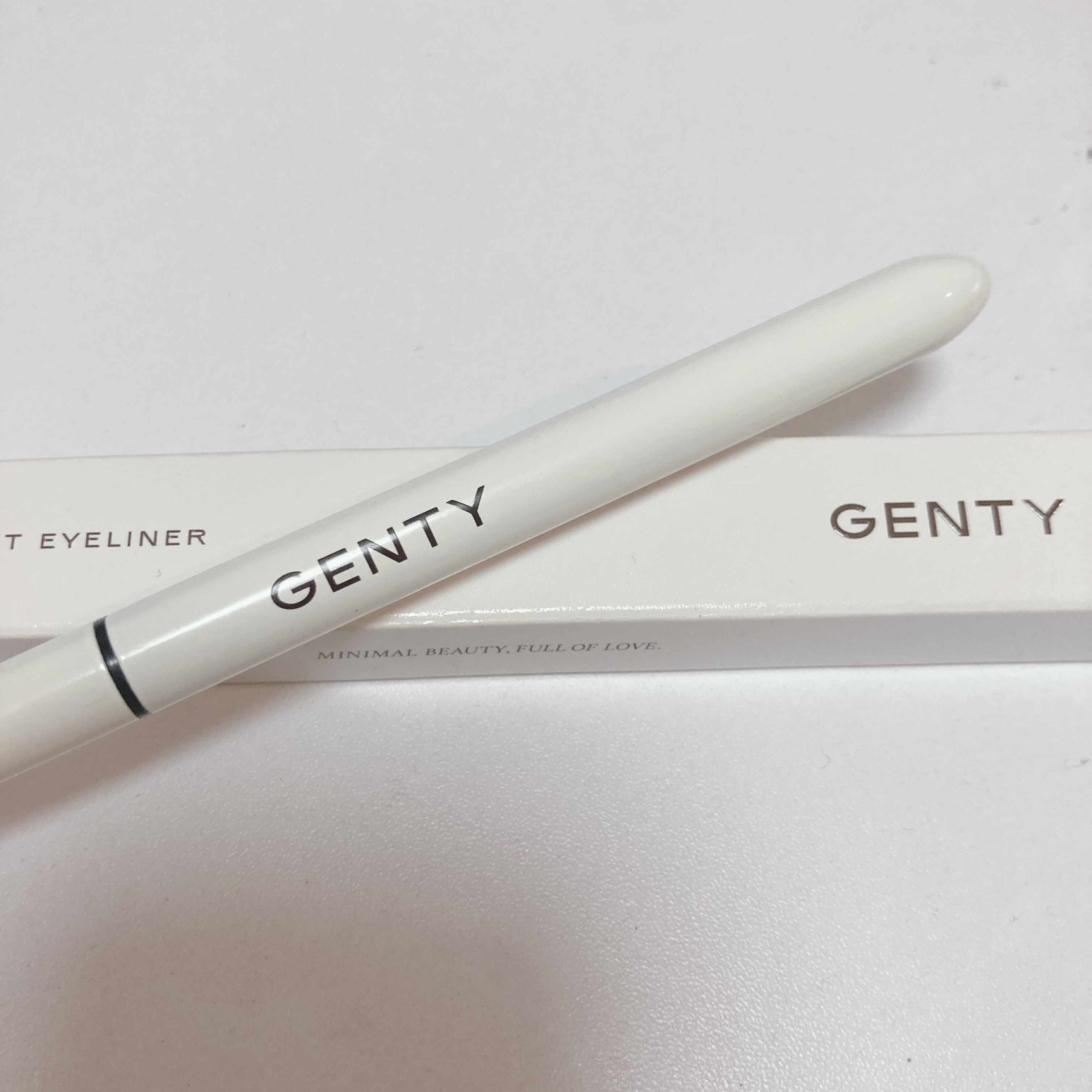 シークレット アイライナー ルックミーブラックグレージュ/GENTY/リキッドアイライナーを使ったクチコミ（1枚目）