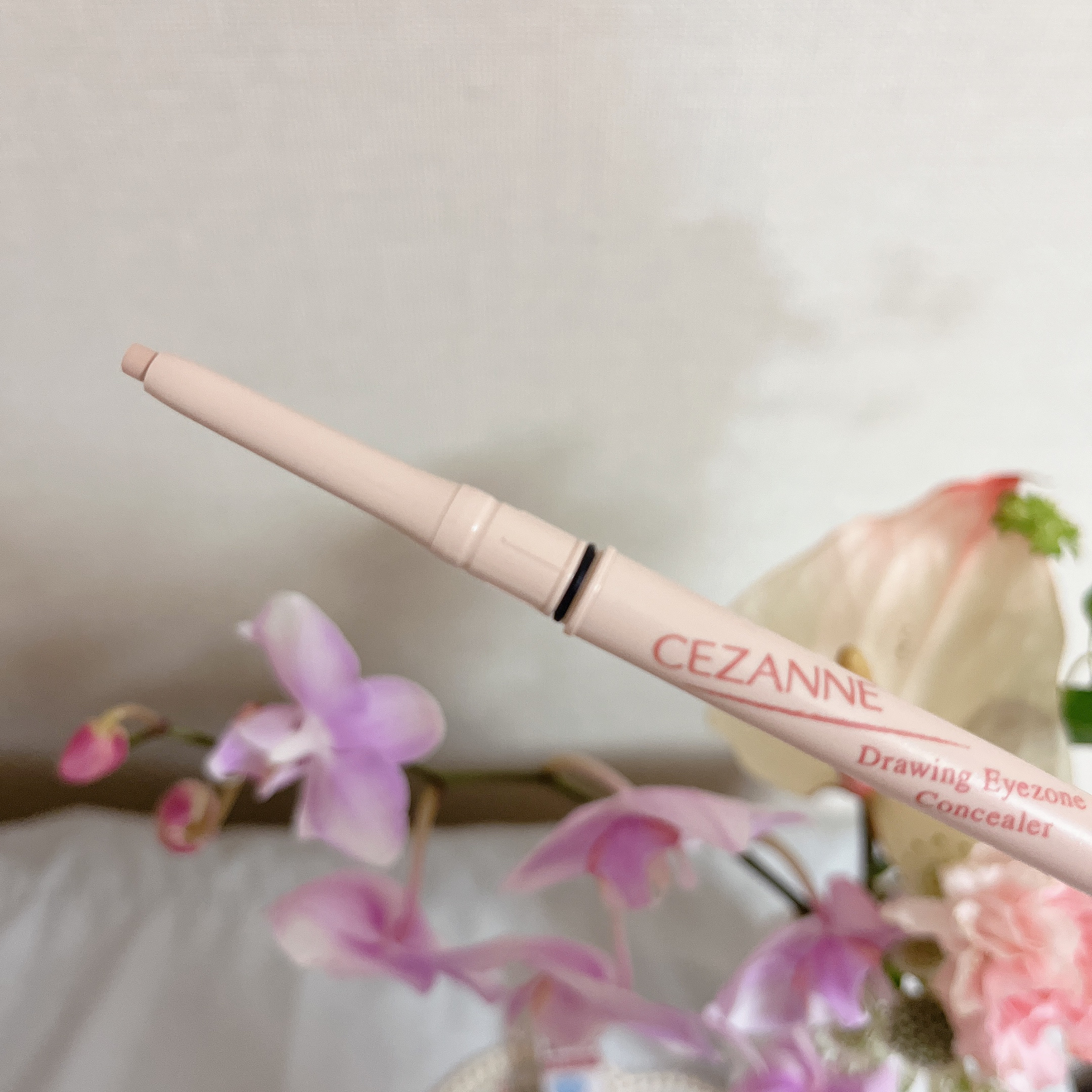 描くアイゾーンコンシーラー/CEZANNE/ペンシルコンシーラーを使ったクチコミ（2枚目）