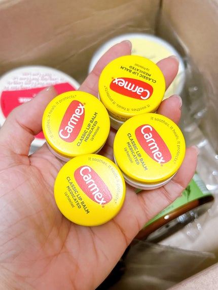 moisturizing lip balm/カーメックス/リップバームを使ったクチコミ(2枚目)