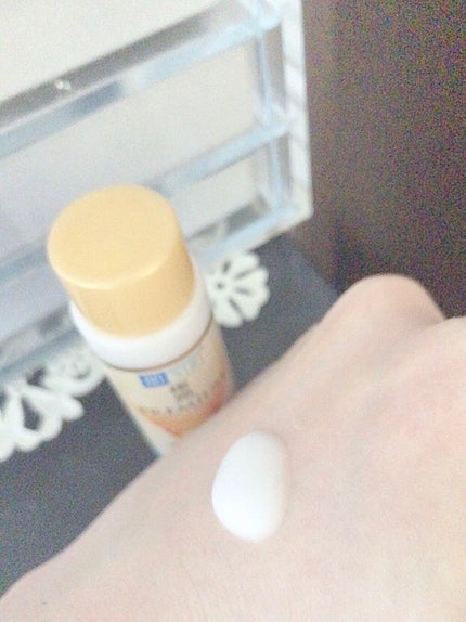 肌ラボ 極潤プレミアム ヒアルロン乳液のクチコミ「多数のベストコスメを受賞した極潤プレミアム化粧水✨
今回は、同シリーズの乳液を試してみました!.....」(2枚目)