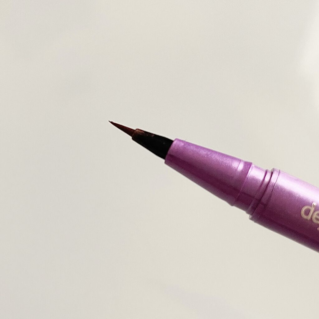 「密着アイライナー」ショート筆リキッド/デジャヴュ/リキッドアイライナーを使ったクチコミ（2枚目）