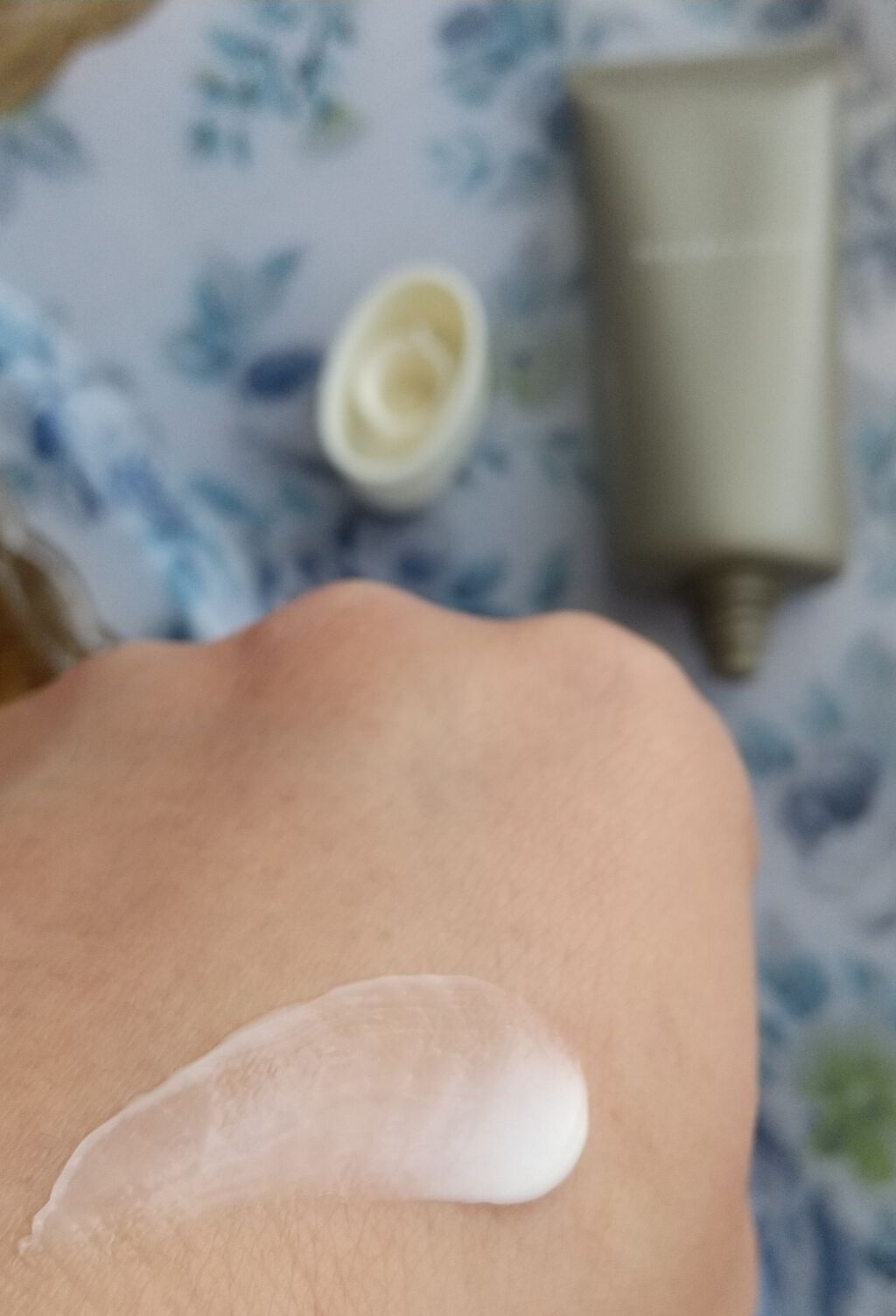 ハンデコルテ/キユートピア/ネック・デコルテケアを使ったクチコミ（3枚目）