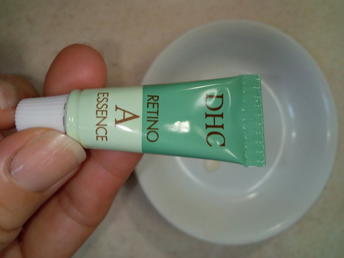 薬用レチノAエッセンス/DHC/アイケア・アイクリームを使ったクチコミ（2枚目）