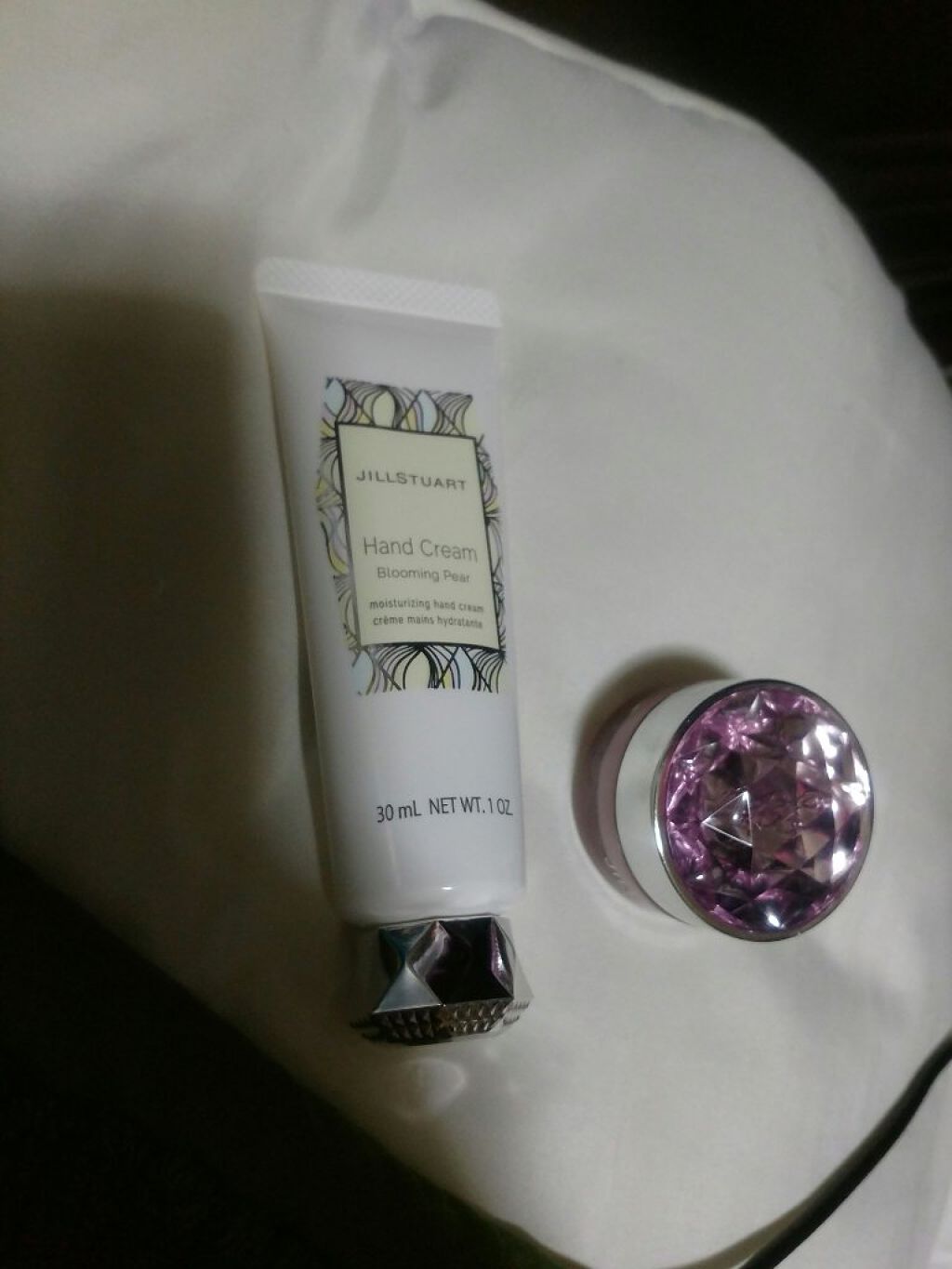 ジルスチュアート リップバーム グッドウィッシーズギフト　リップバーム　ブルーミングペアー/JILL STUART/リップバームを使ったクチコミ（1枚目）