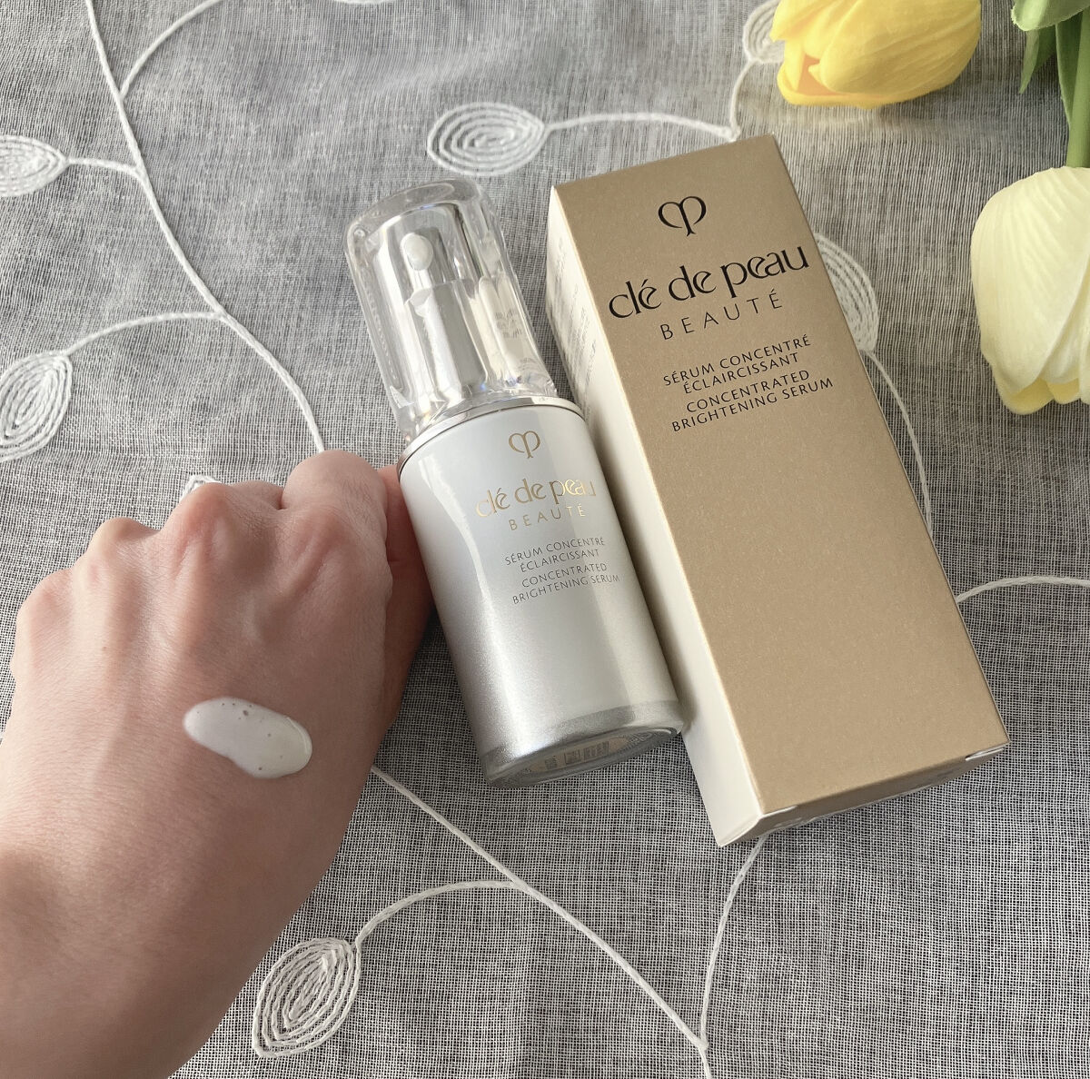 セラムコンサントレエクレルシサンｎ/クレ・ド・ポー ボーテ/美容液を使ったクチコミ（1枚目）