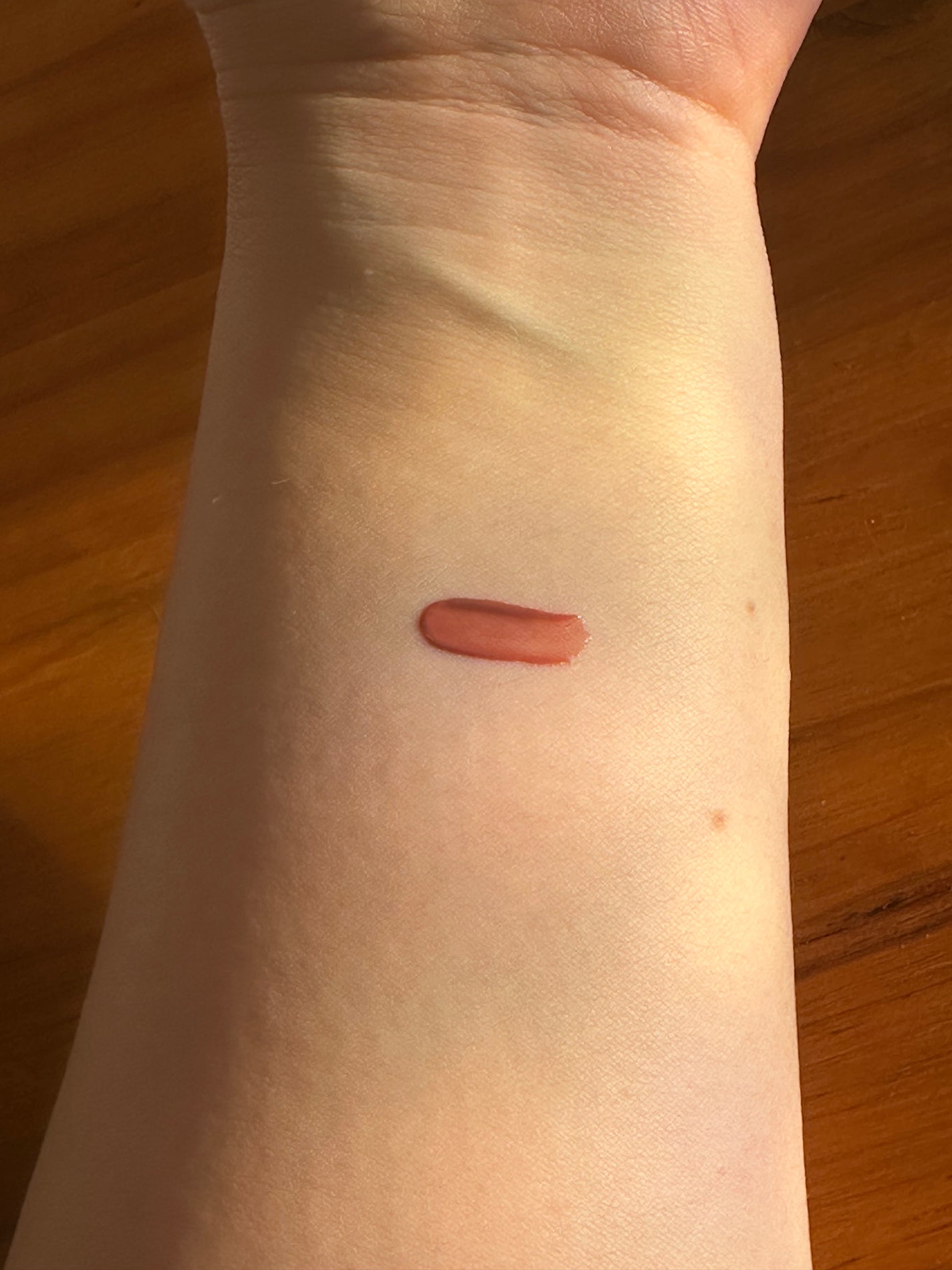 アンドバイロムアンド グラッシーボムティント/&nd by rom&nd/リップティントを使ったクチコミ(3枚目)