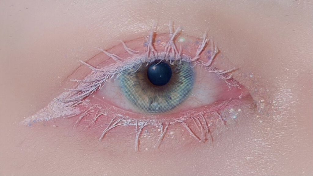 EYE OPENING LINER/UZU BY FLOWFUSHI/リキッドアイライナーを使ったクチコミ（1枚目）