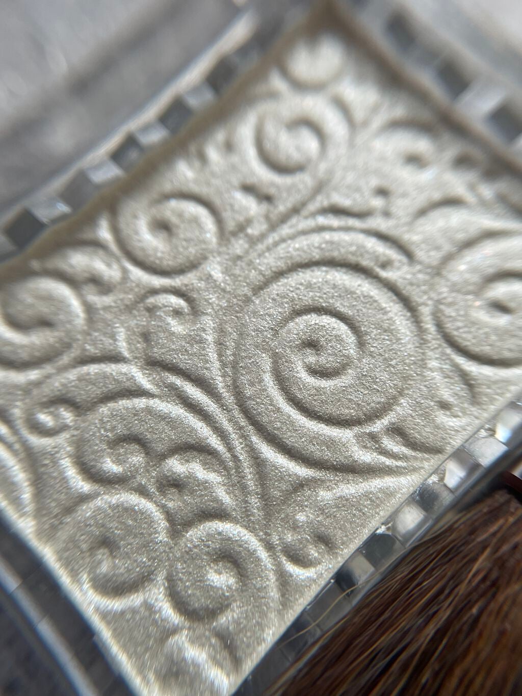 パールグロウハイライト/CEZANNE/パウダーハイライトを使ったクチコミ(3枚目)