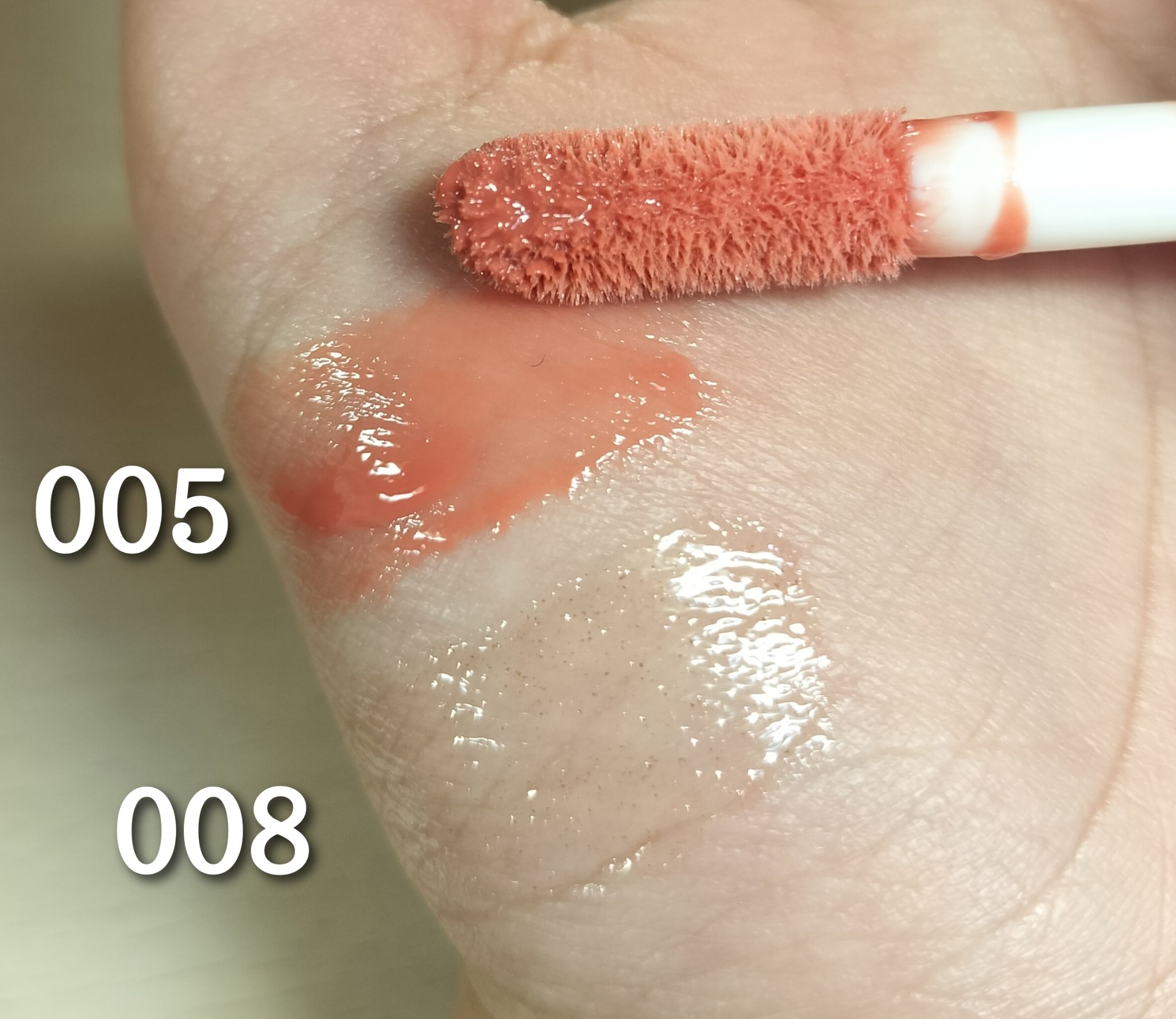 リフタープランプ/MAYBELLINE NEW YORK/リップグロスを使ったクチコミ（2枚目）