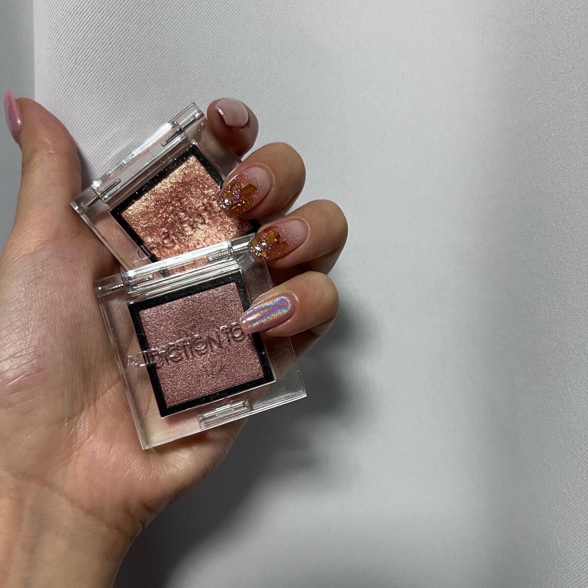 アディクション ザ アイシャドウ スパークル/ADDICTION/単色アイシャドウを使ったクチコミ(8枚目)