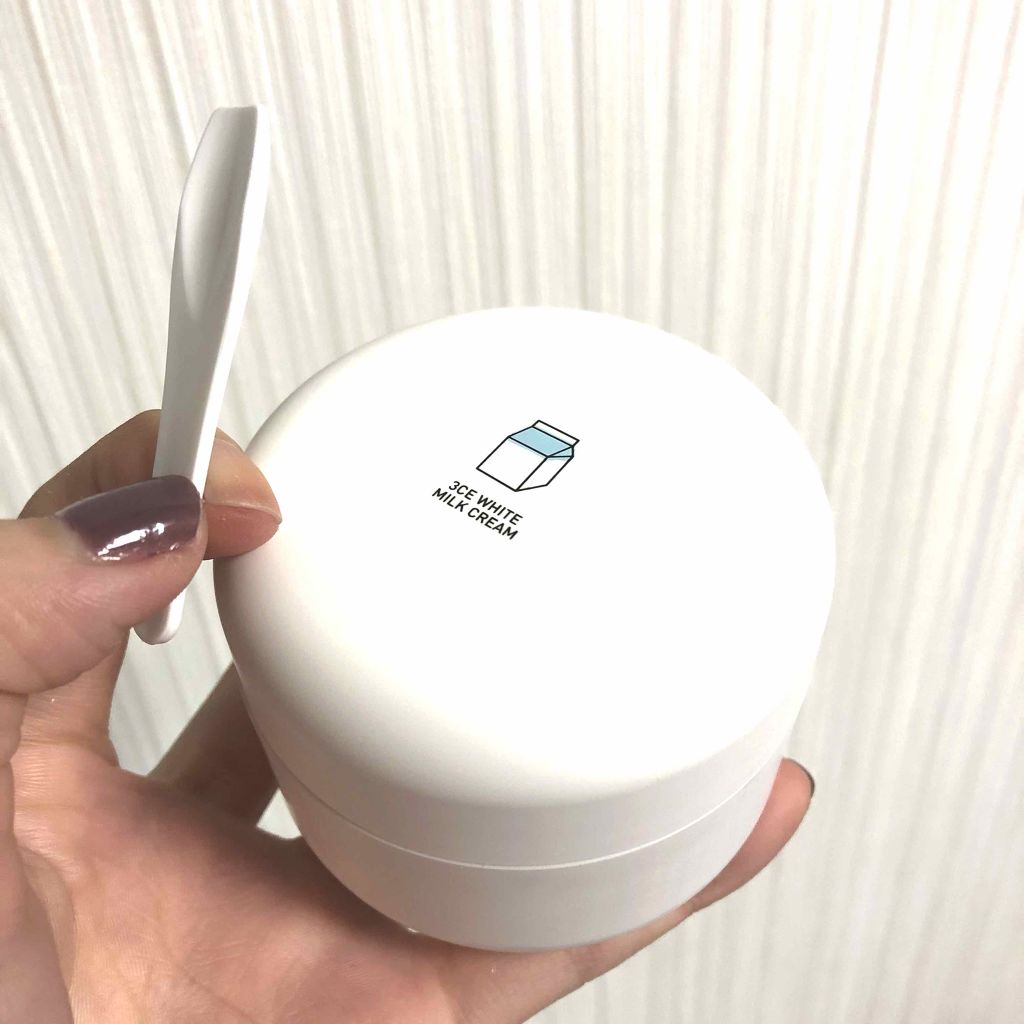 WHITE MILK CREAM/3CE/フェイスクリームを使ったクチコミ（1枚目）